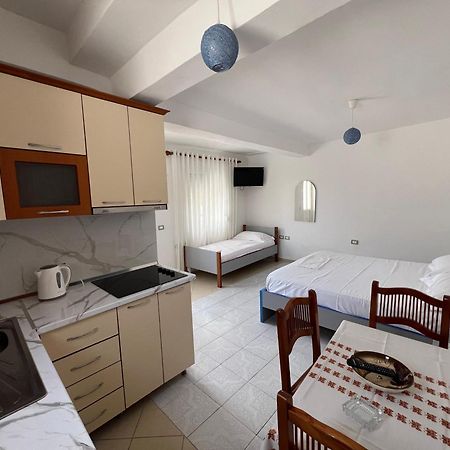 Guest House Vlore Exterior photo