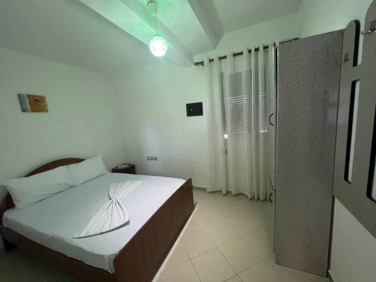 Guest House Vlore Exterior photo