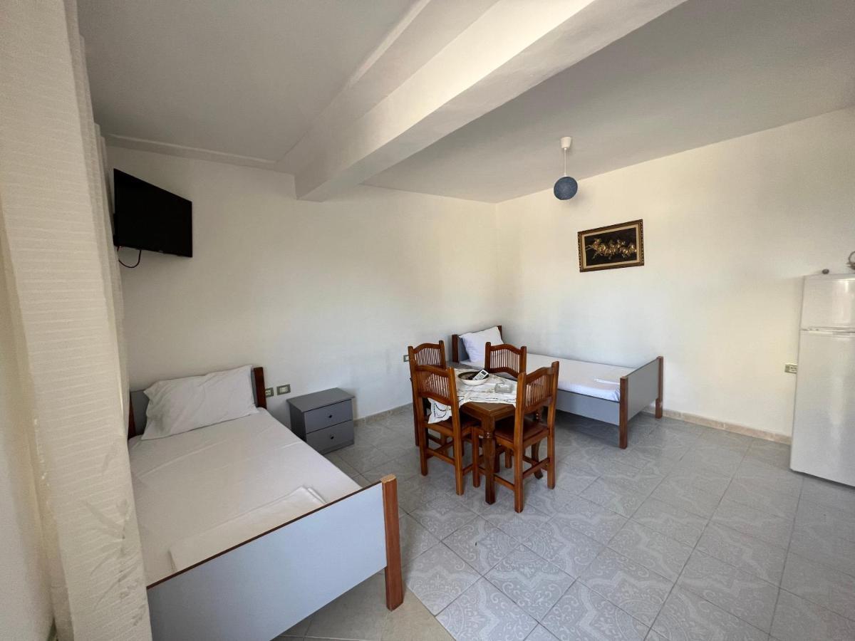 Guest House Vlore Exterior photo
