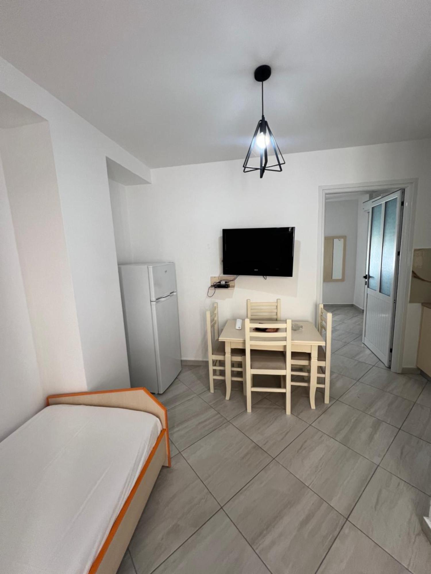 Guest House Vlore Exterior photo