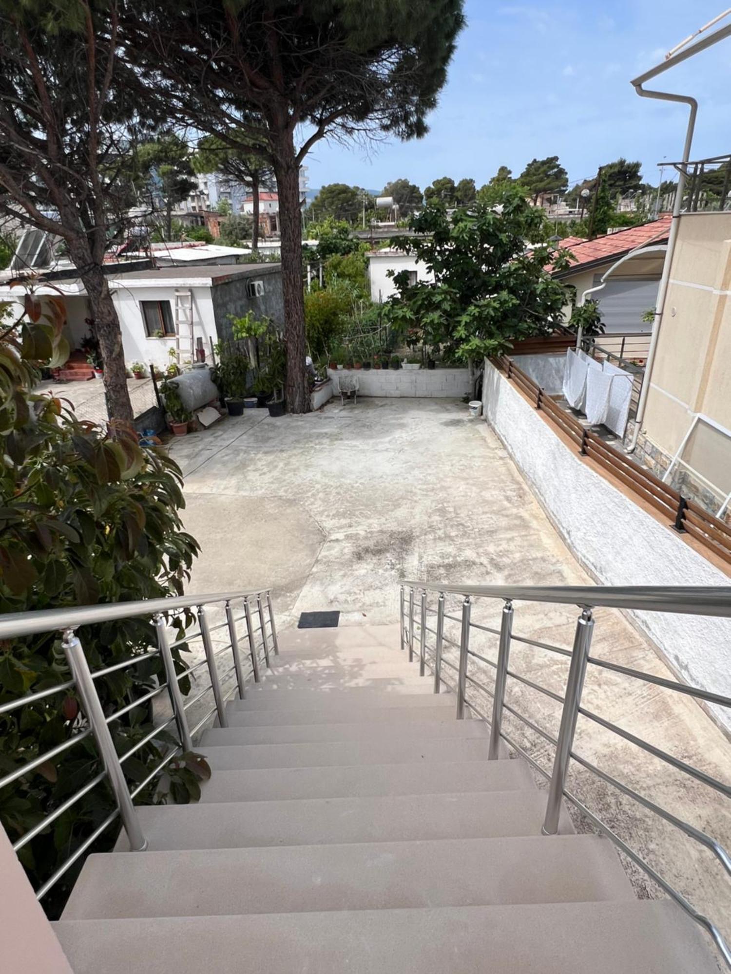 Guest House Vlore Exterior photo