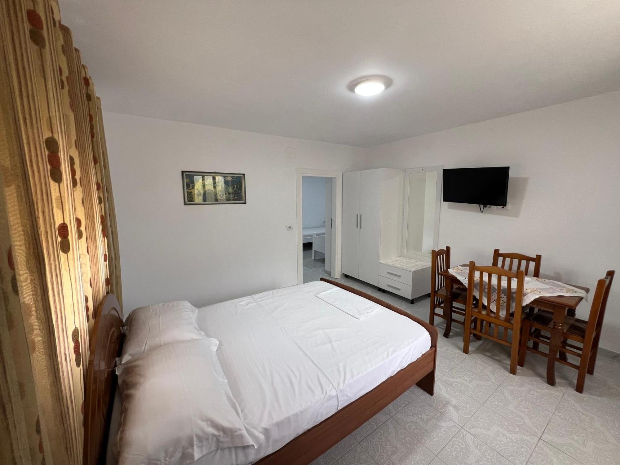 Guest House Vlore Exterior photo